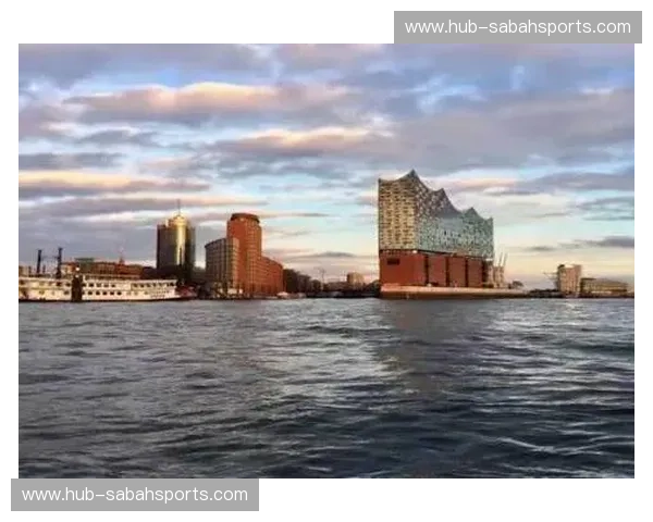 蓝血碰撞的诗篇：当珠江之畔的细腻遇见易北河畔的钢铁