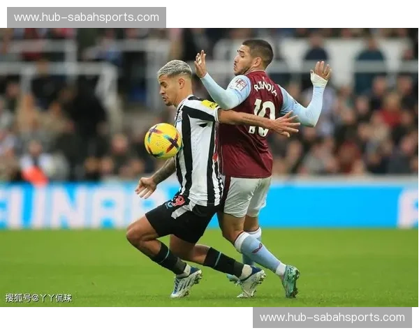 圣詹士公园的燃情对决：纽卡斯尔联与阿斯顿维拉的绿茵史诗